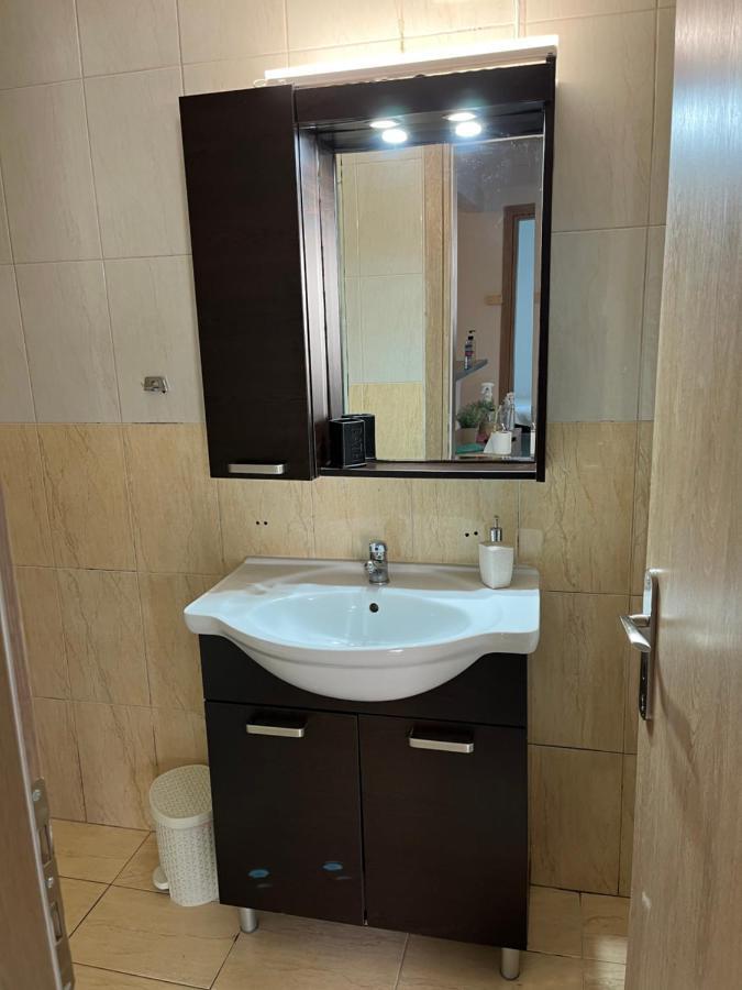 Nantia Apartment ميرينا المظهر الخارجي الصورة